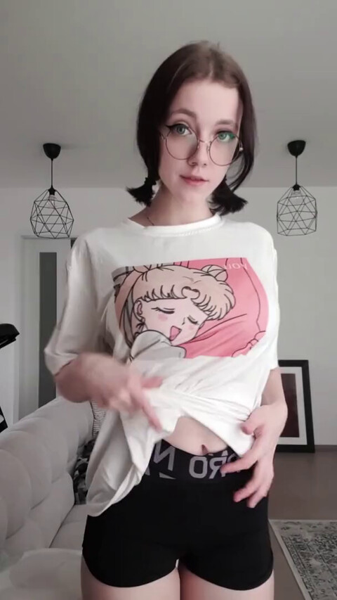 Ochkarik.mp4  - download to mobile phone     